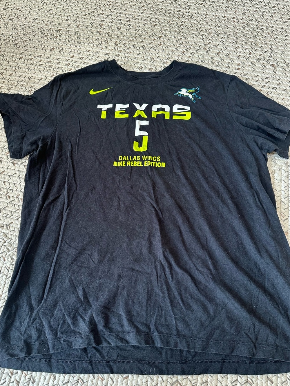 Dallas Wings Bueckers TShirt